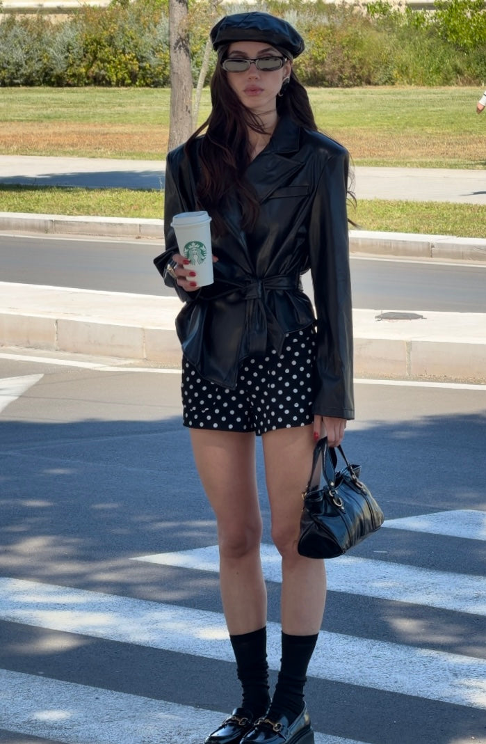 RUNWAY SHORTS